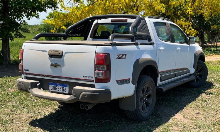Chevrolet S10 Z71 [Auto+ / João Brigato]