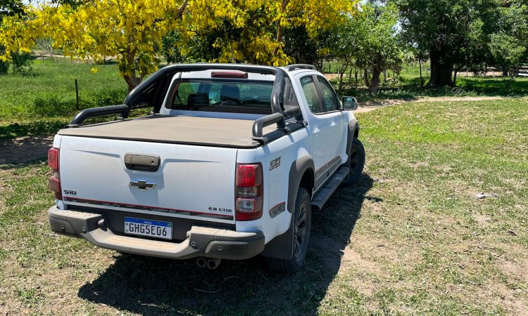 Chevrolet S10 Z71 [Auto+ / João Brigato]