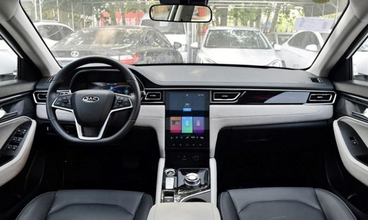 JAC E-J7 [divulgação]