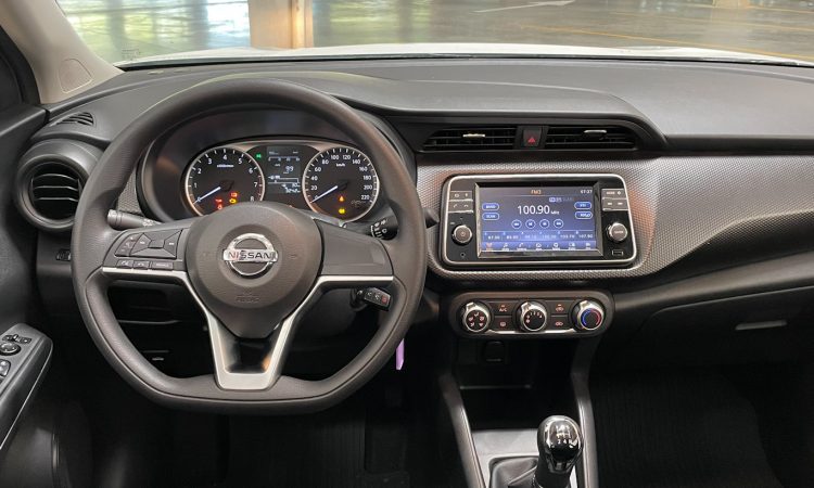 Nissan Kicks Sense Manual [Auto+ / João Brigato]