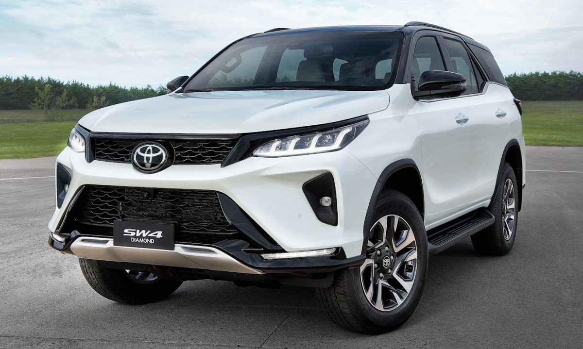 Toyota SW4 Diamond [divulgação]