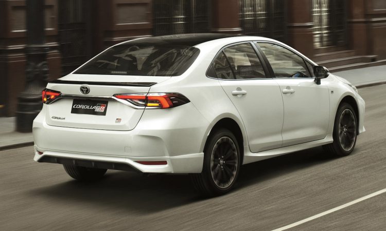 Toyota Corolla GR-S 2023 [divulgação