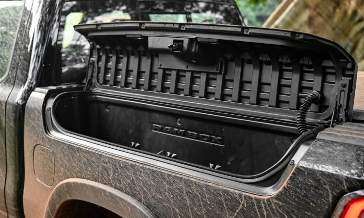 RAM 1500 Rebel [Auto+ / Maurício Garcia (@almautomotiva)]