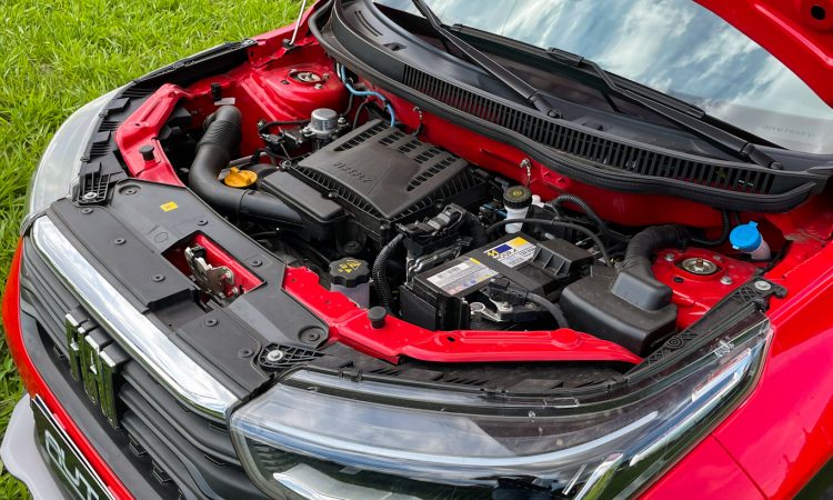 Fiat Strada Volcano CVT [Auto+ / João Brigato]