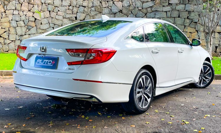 Honda Accord Touring e:HEV [Auto+ / João Brigato]