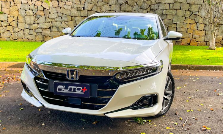 Honda Accord Touring e:HEV [Auto+ / João Brigato]