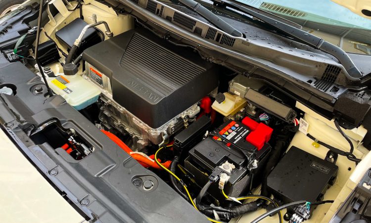 Nissan Leaf [Auto+ / João Brigato]