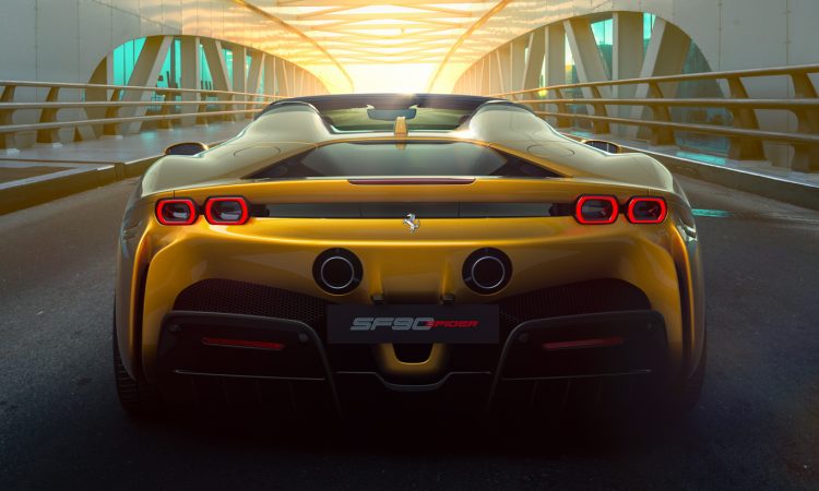 Ferrari SF90 Spider [divulgação]