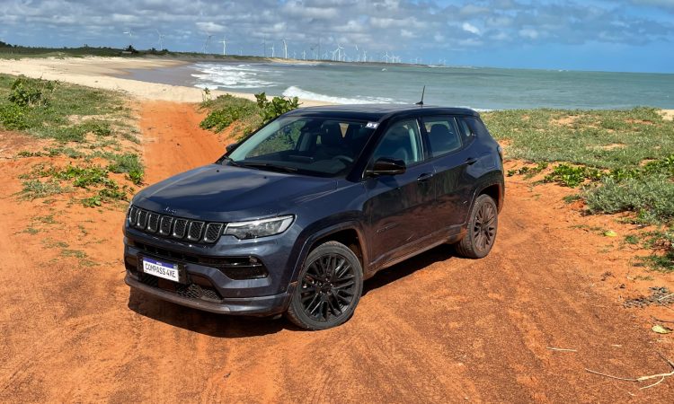 Jeep Compass híbrido [Auto+ / João Brigato]