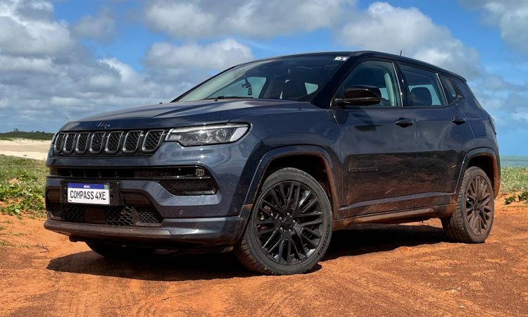Jeep Compass híbrido [Auto+ / João Brigato]