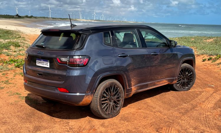 Jeep Compass 4xe [Auto+ / João Brigato]