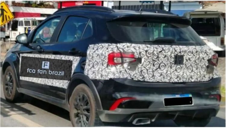 Fiat Argo Trekking CVT [FCA Fans Brazil]