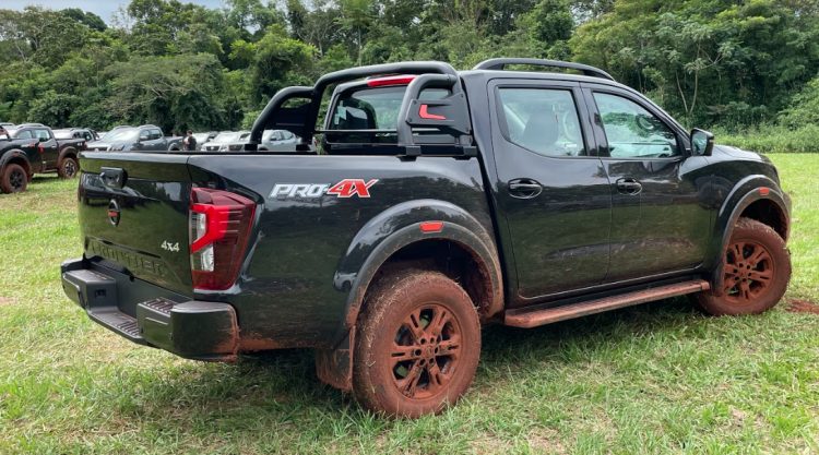 Nissan Frontier 2023