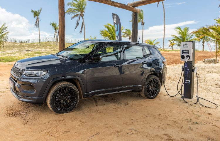 Jeep Compas 4xe [divulgação]