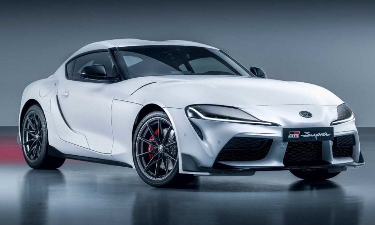 Toyota GR Supra manual [divulgação]