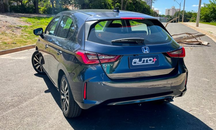 Honda City Hatch Touring [Auto+ / João Brigato]