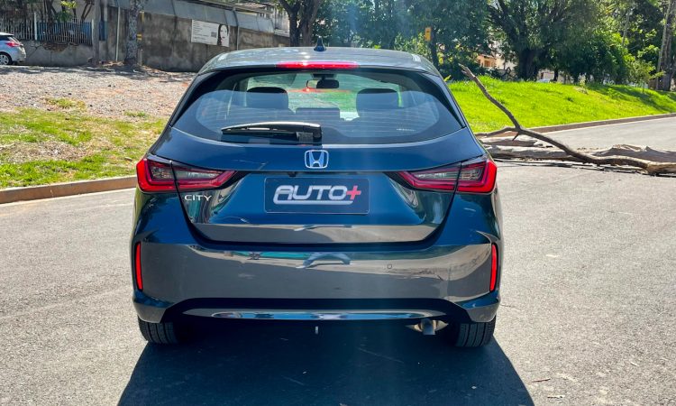 Honda City Hatch Touring [Auto+ / João Brigato]