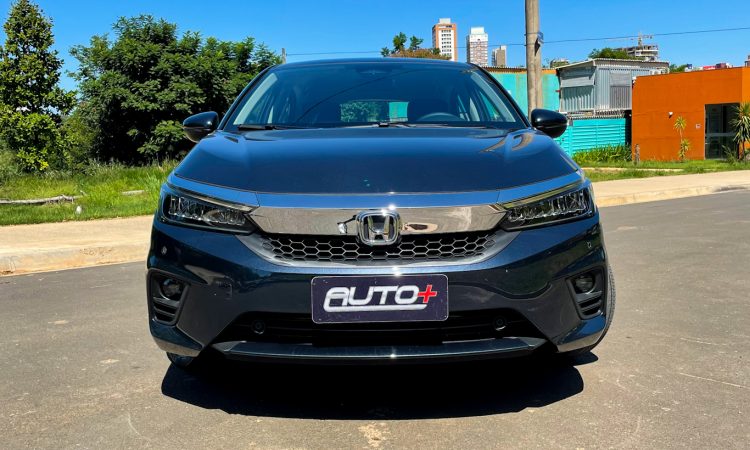 Honda City Hatch Touring [Auto+ / João Brigato]