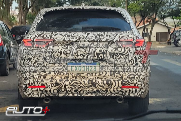 Honda HR-V Turbo [Auto+ / Felipe Novais]