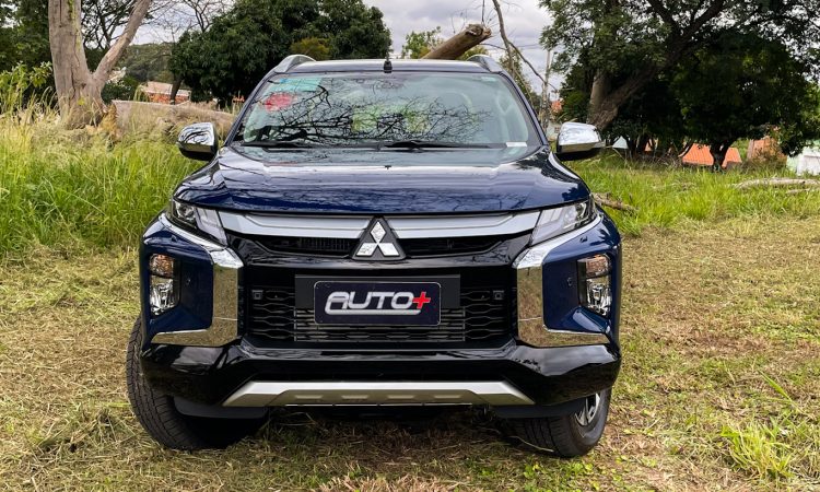 Mitsubishi L200 Triton Sport HPE-S [Auto+ / João Brigato]
