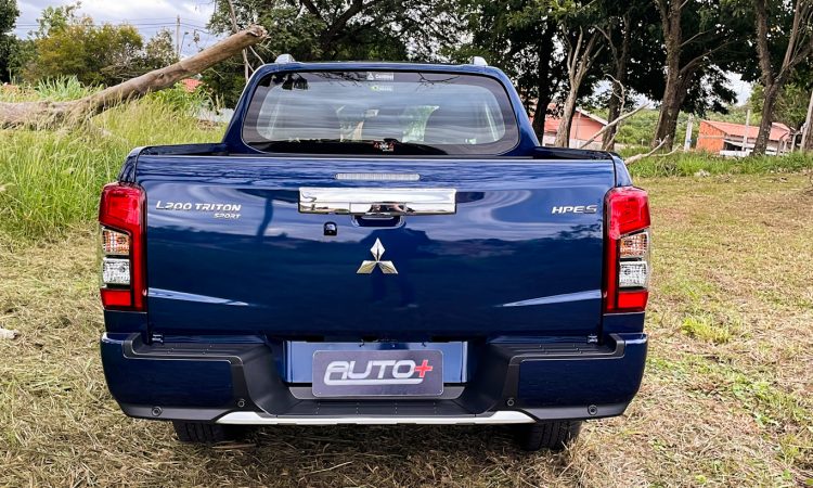 Mitsubishi L200 Triton Sport HPE-S [Auto+ / João Brigato]