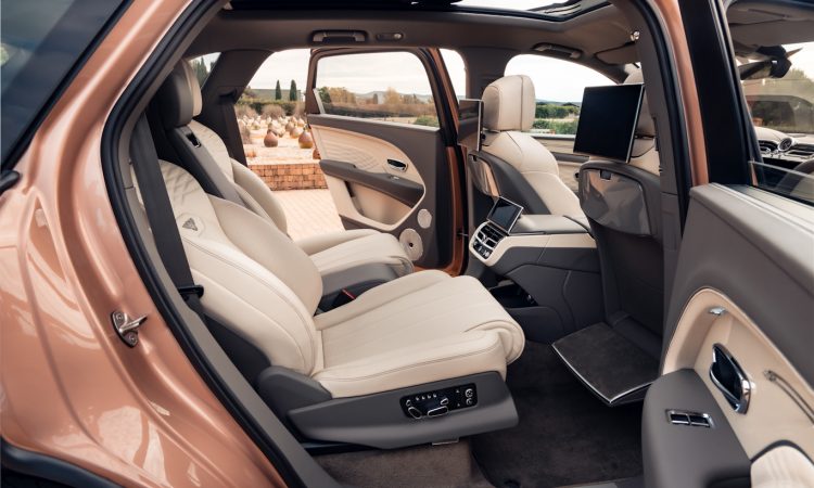 Bentley Bentayga [divulgação]