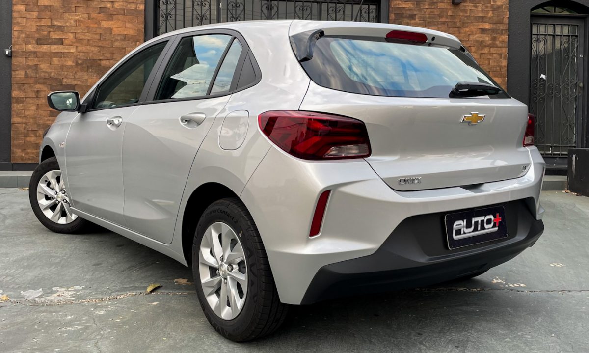 Chevrolet Onix LT 1.0 Auto+ / João Brigato]