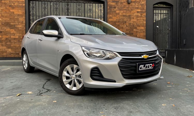 Chevrolet Onix LT 1.0 Auto+ / João Brigato]