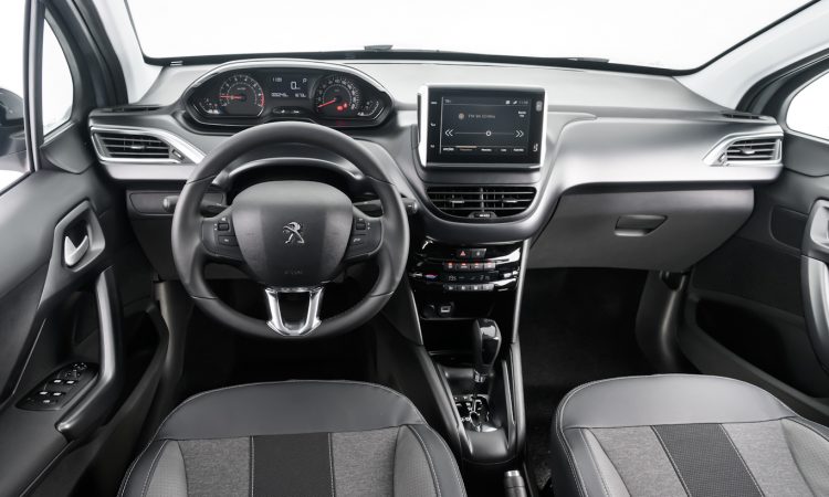 Peugeot 2008 Griffe THP 2023 [divulgação]