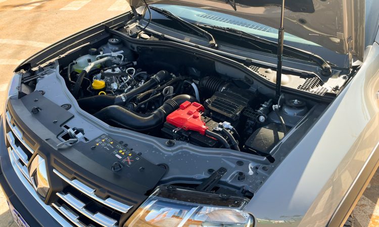 Renault Oroch Outsider [Auto+ / João Brigato]