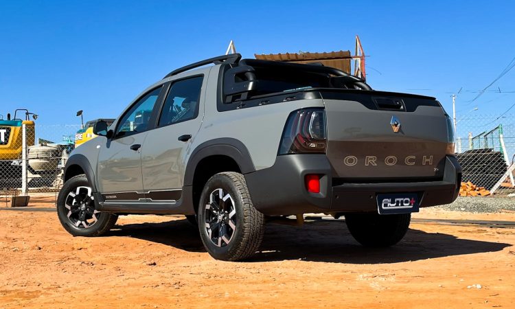 Renault Oroch Outsider [Auto+ / João Brigato]
