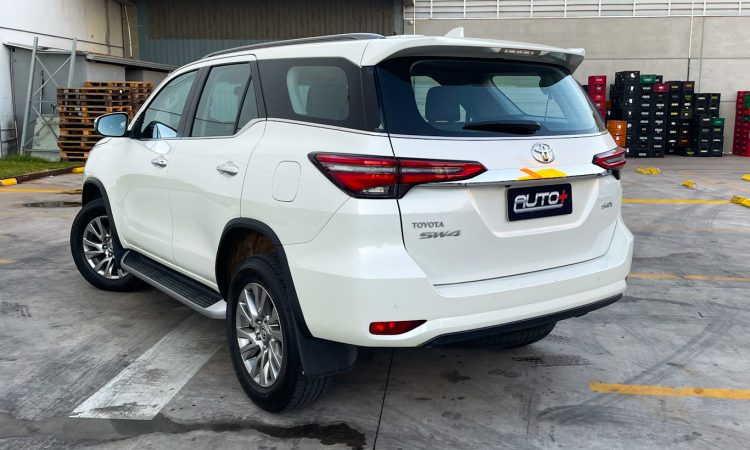 Toyota SW4 SRX [Auto+ / João Brigato]