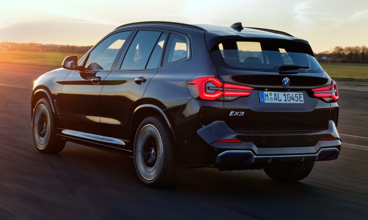 BMW iX3 M Sport [divulgação]