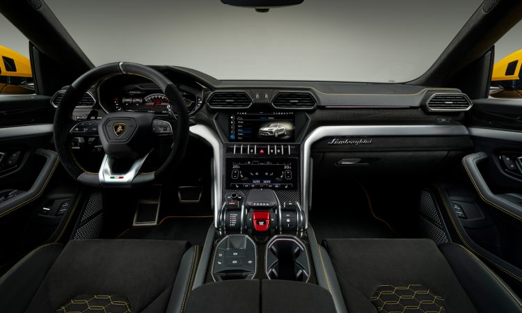Lamborghini Urus [divulgação]