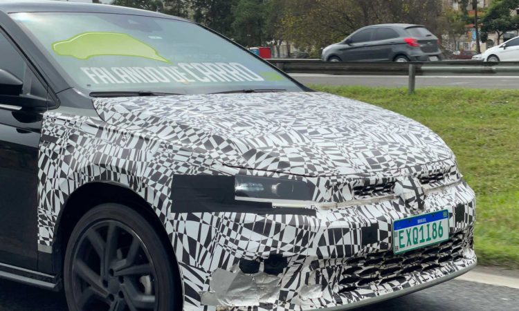 VW Polo GTS 2023 é flagrado [Renato Maia/Falando de Carro]