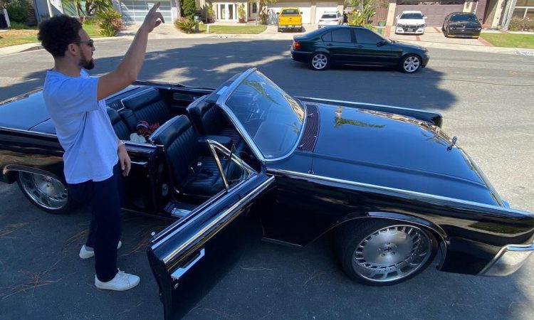 Klay Thompson e seu Lincoln Commercial Convertible [reprodução/Instagram]
