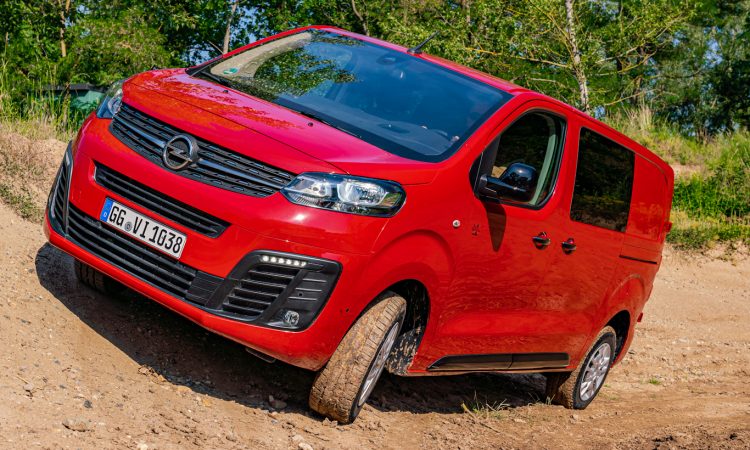 Opel Vivaro 4x4 [divulgação]