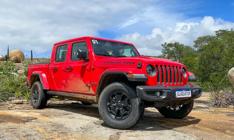 Jeep Gladiator Rubicon [Auto+ / João Brigato]