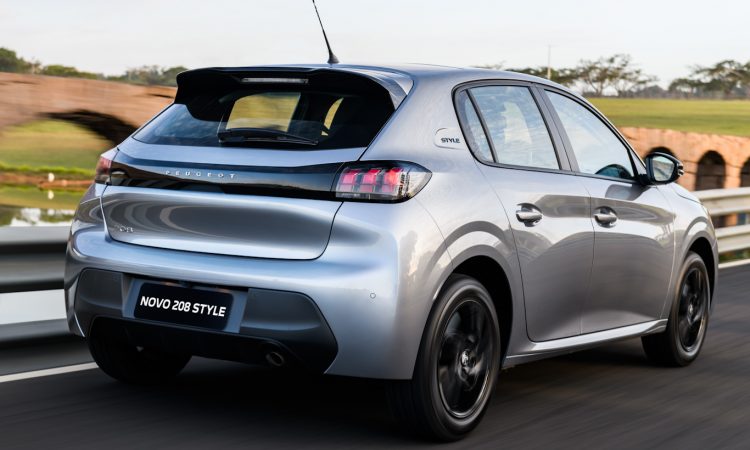 Peugeot 208 Style [divulgação]