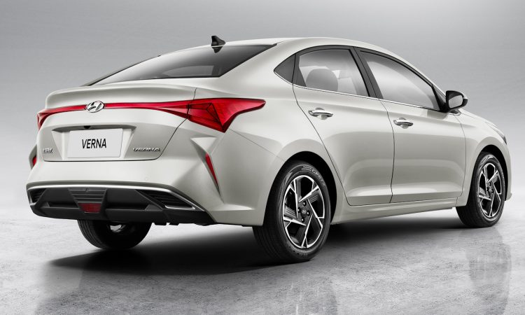Hyundai Verna Chinês [divulgação]
