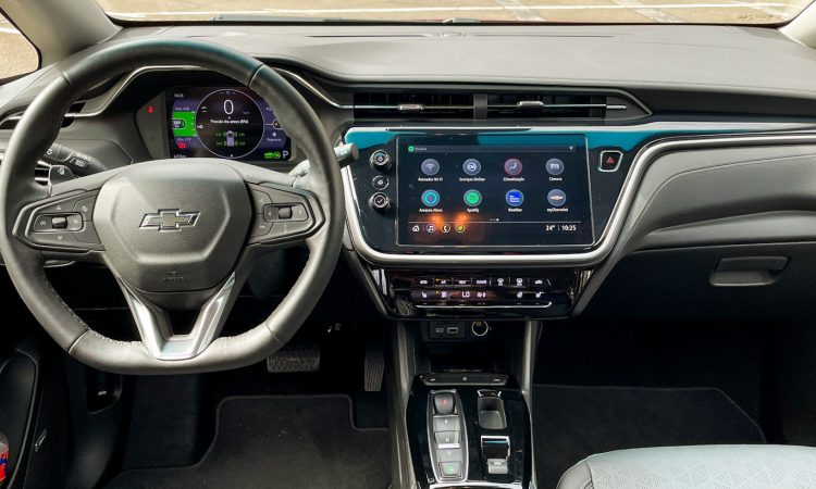 Chevrolet Bolt Premier [divulgação]