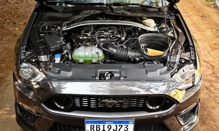 Ford Mustang Mach 1 [Auto+ / Maurício Garcia]