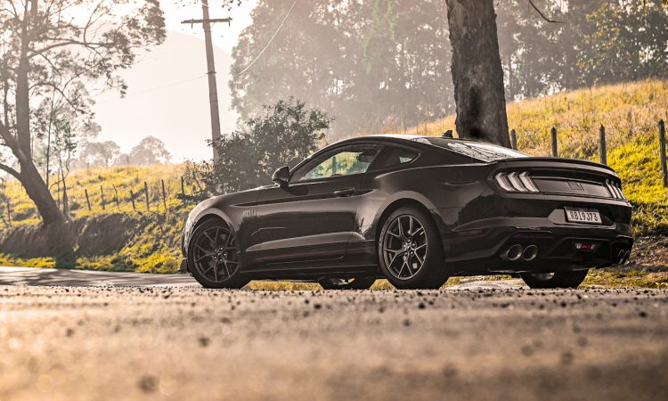 Ford Mustang Mach 1 [Auto+ / Maurício Garcia]