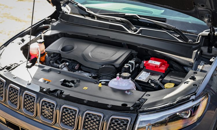 Jeep Compass 4xe [Auto+ / Maurício Garcia]