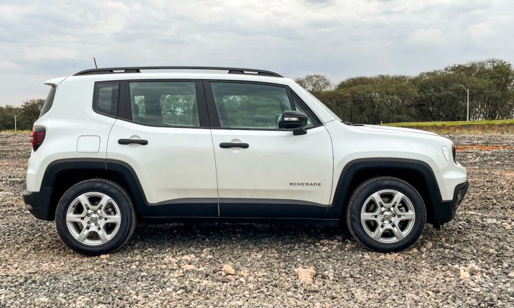 Jeep Renegade Sport [Auto+ / João Brigato]