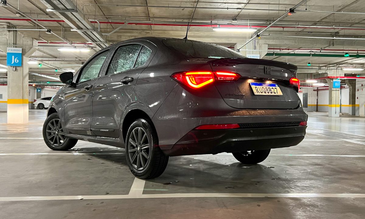 Fiat Cronos S-Design [Auto+ / João Brigato]