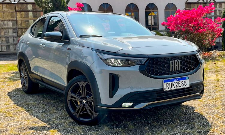 Fiat Fastback Limited Edition Powered by Abarth [Auto+ / João Brigato]