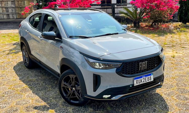 Fiat Fastback Limited Edition Powered by Abarth [Auto+ / João Brigato]