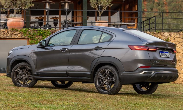 Fiat Fastback Limited Edition Powered by Abarth [divulgação]