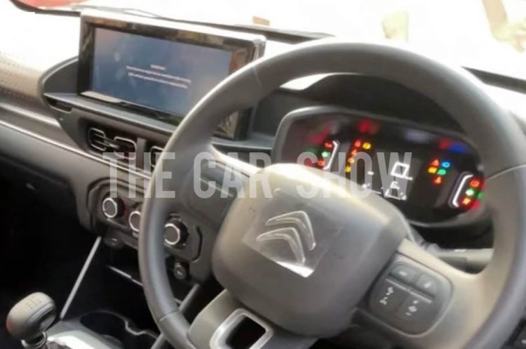 Flagra perua/SUV Citroen C3 [The CarShow]